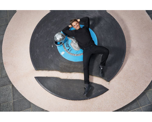 Толстовка ID.002 белая