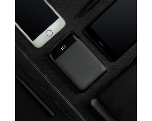 Внешний аккумулятор Uniscend Full Feel 10000 мАч с индикатором, черный