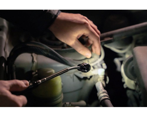 Телескопический фонарь с магнитом Flexion